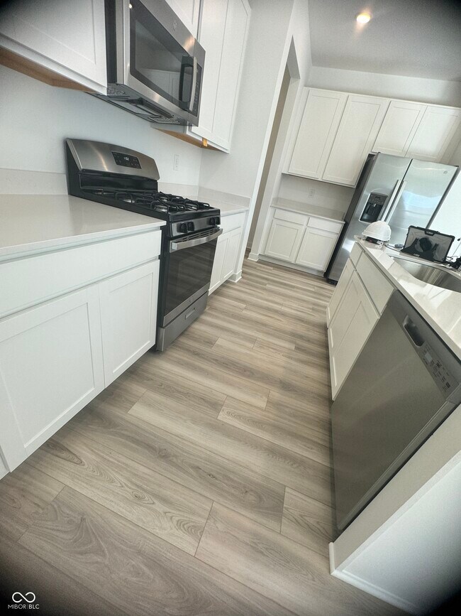 Photo - 9355 Kellner St