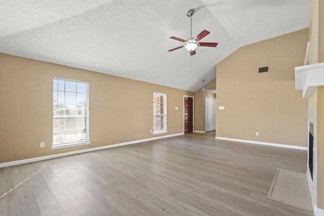 Photo - 4411 Leyland Dr