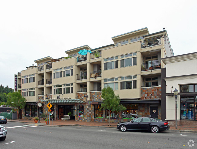 Building Photo - Main Place Apartments