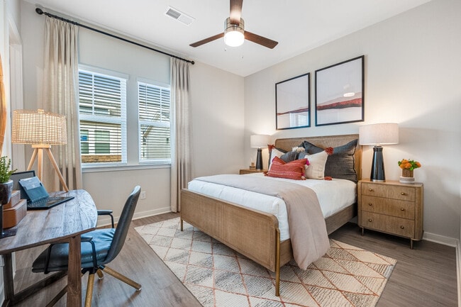 Yardly Steele Creek apartments — community photo