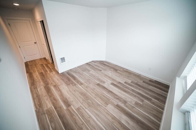 Photo - Gorgeous River Views