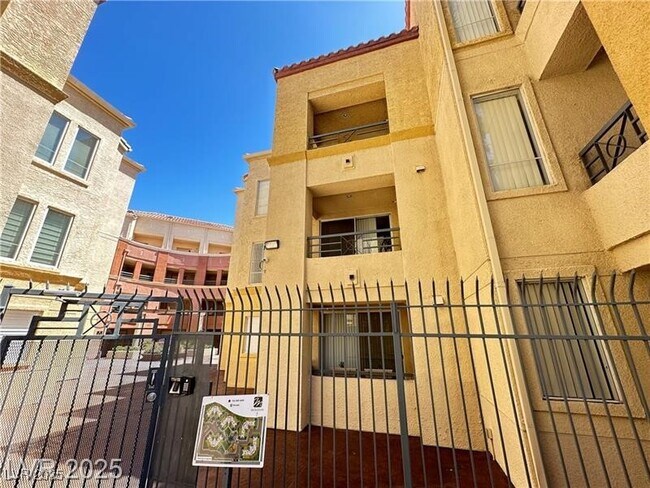 Photo - 270 E Flamingo Rd Unidad 237