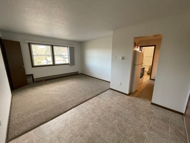 Photo - Cliffside Apartments