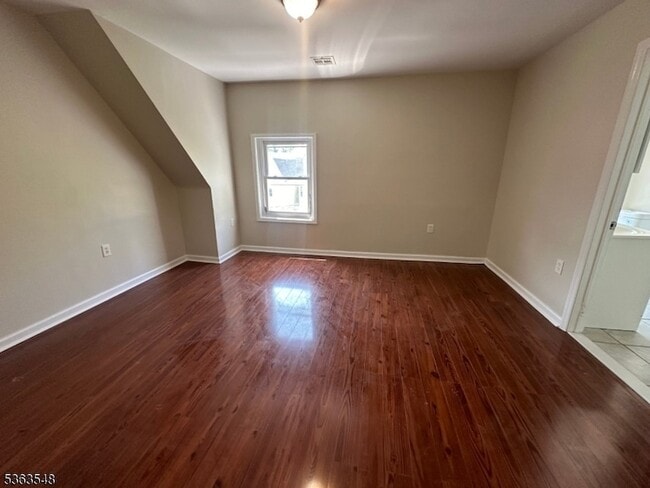 Photo - 195 N 11th St Apartment