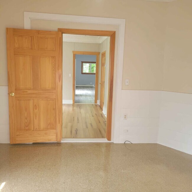 32 James St Unit 32 JAMES  1ST