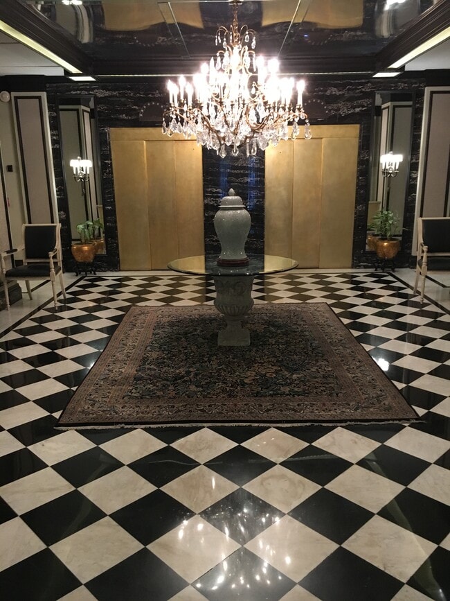 Building Photo - 29 S State St Unit 403