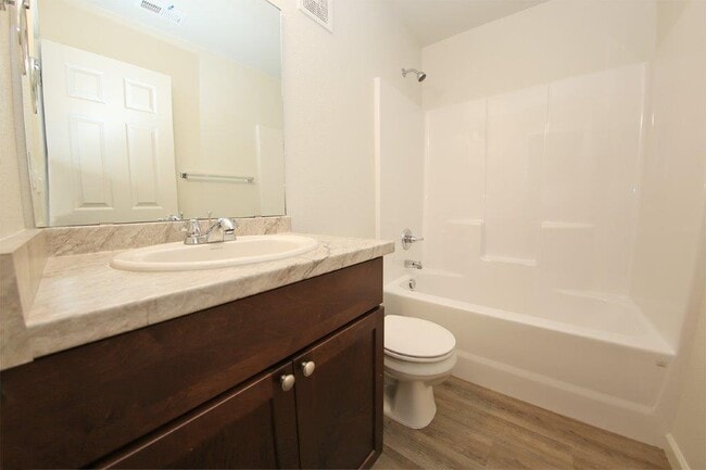 Photo - 6334 Yellowstone Rd Unit B