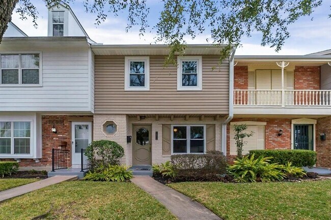 Building Photo - 1411 Ramada Dr Unit 1411 Rental