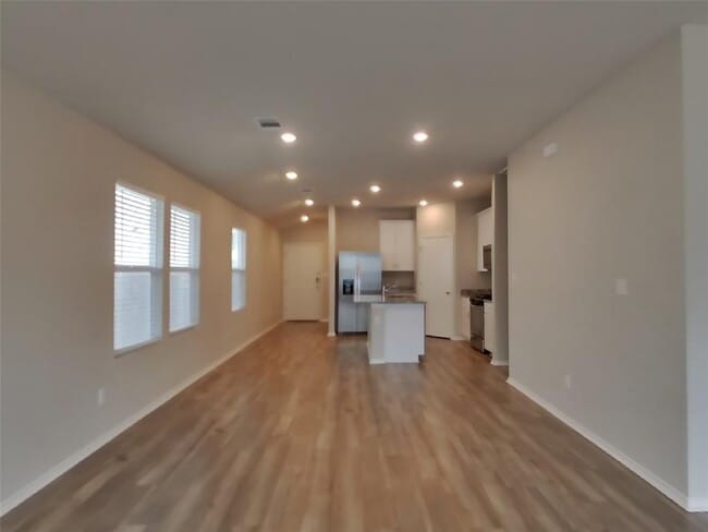 Photo - 3528 Stride Ln