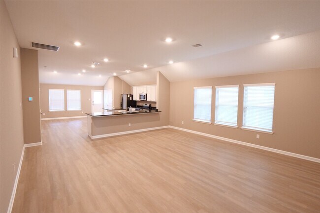Photo - 7211 Songlark Lndg Ct