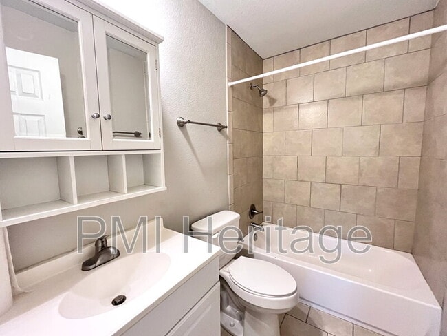 Photo - 103 M.L.K. Jr Blvd Unit Apt 1