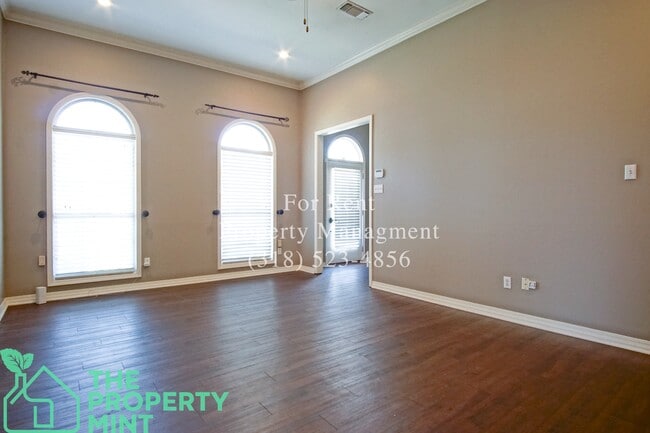 Photo - 109 Stephanie Dr