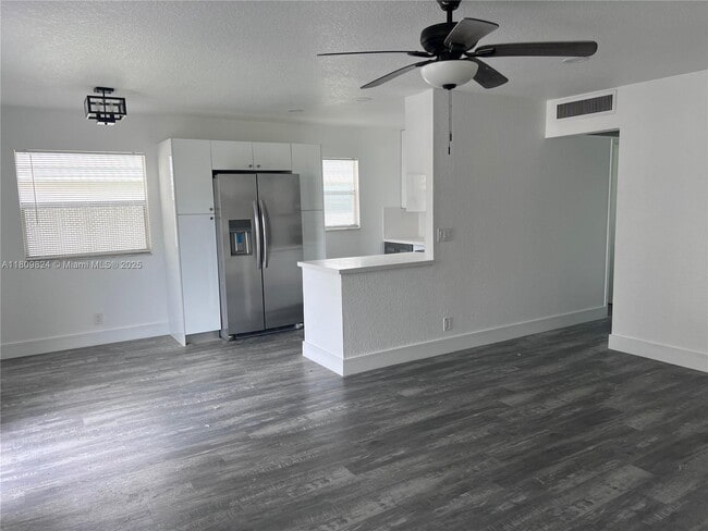 Building Photo - 89 Brittany Ln Unit B Rental