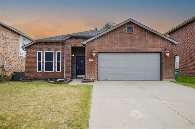 Building Photo - 1305 Pine Ridge Rd