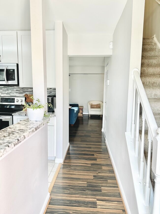 Photo - 81 Sudbury Square Townhome