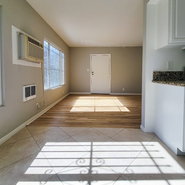 Photo - 1802 Wilton Pl