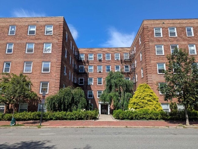 Building Photo - 395 Broadway Unit L2G Rental
