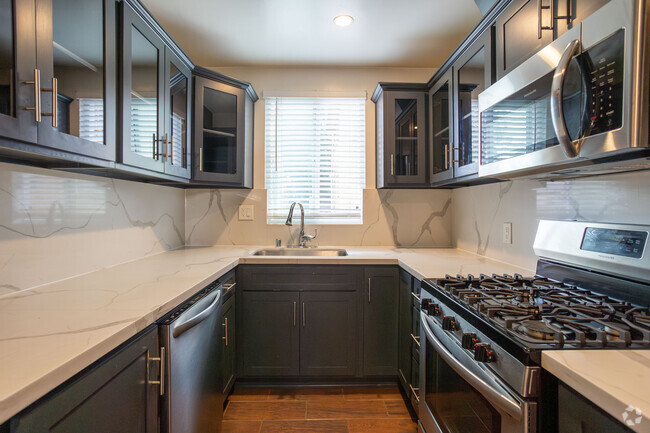 Kitchen - 2249 West 24th St Apartments