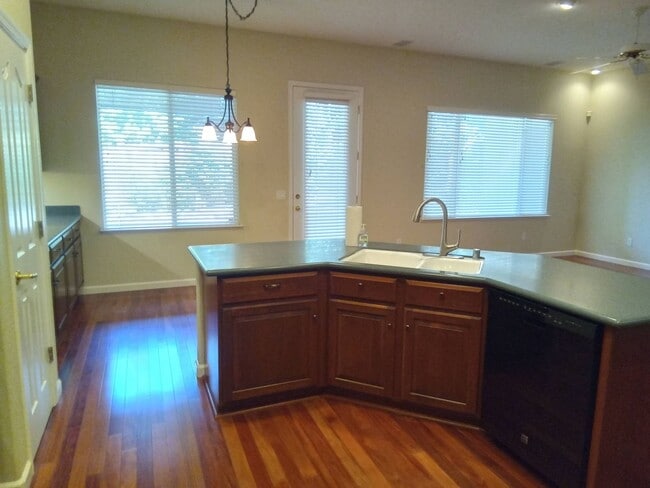 Photo - Gated: Single Story Heritage Oaks 3 Bedroom Plus Office/Den 3 Car Garage with lots of built in fo...