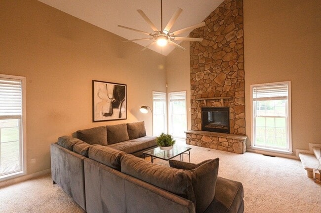 Photo - Gorgeous Charter Colony Cul-de-Sac Home: 4 Bed, 2.5 Bath Home with Screened-In Porch