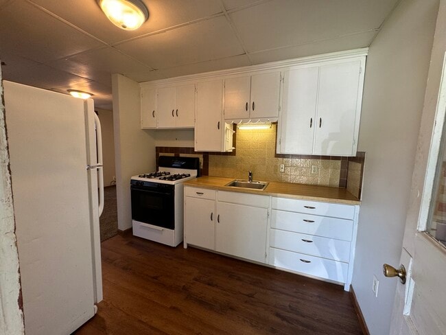 Photo - 416 S 3rd St