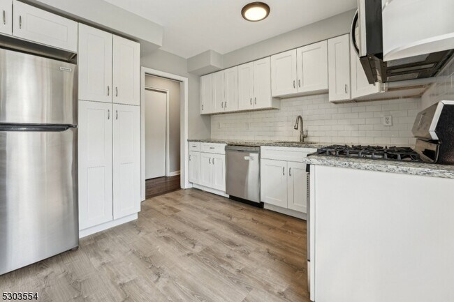 Photo - 24 Hutton Ave Unit 38