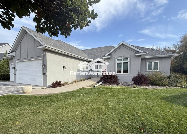 Photo - 9536 Windflower Pl N