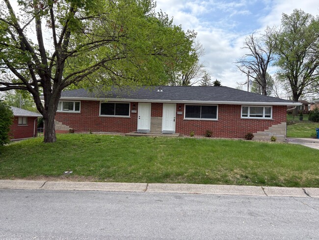 Building Photo - 2413 Chesstal St