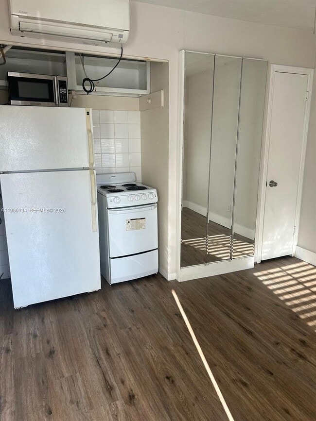 Photo - 2214 N 25th Ave Unidad 2216-2