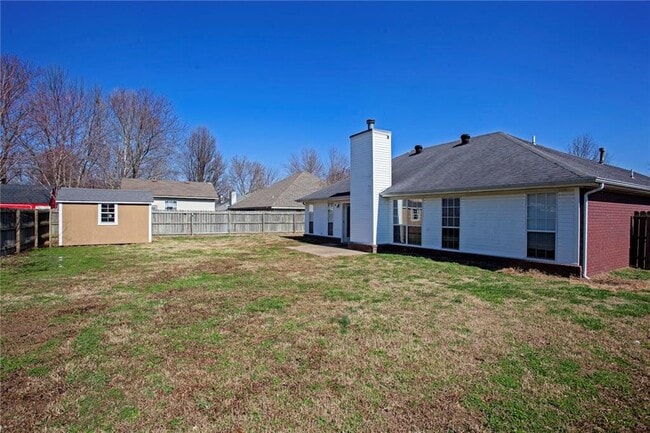 Photo - 281 Stein St