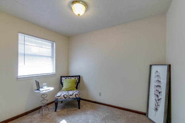 1119 Laramie