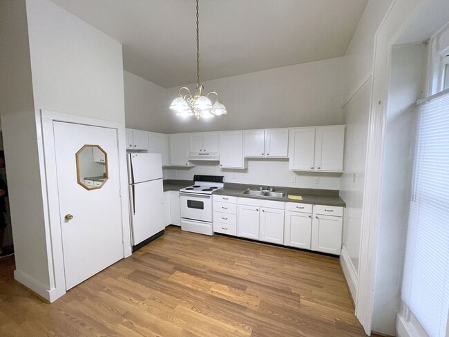 Photo - 203-2 6th Unit 203-2 6th St