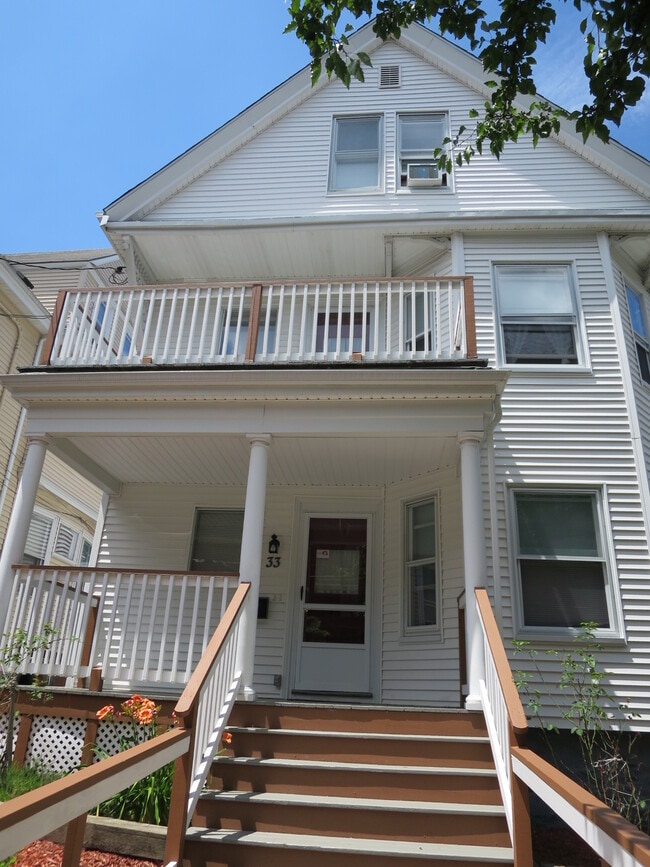 Building Photo - 33 Crocker St Unit 2