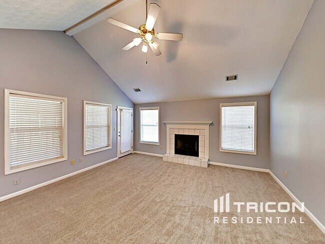 Photo - 15 Pine Valley Dr