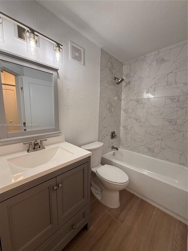 Photo - 8826 W Flagler St