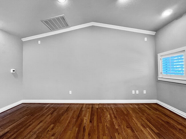 Photo - Upgraded Town Home