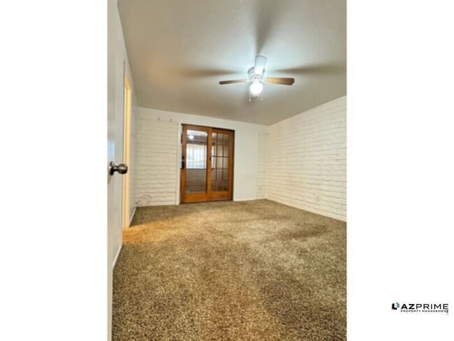 Building Photo - Beautiful home