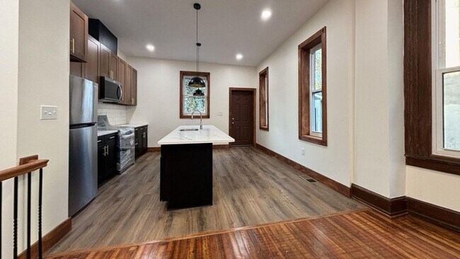 Photo - 219 Manheim St Unidad 1