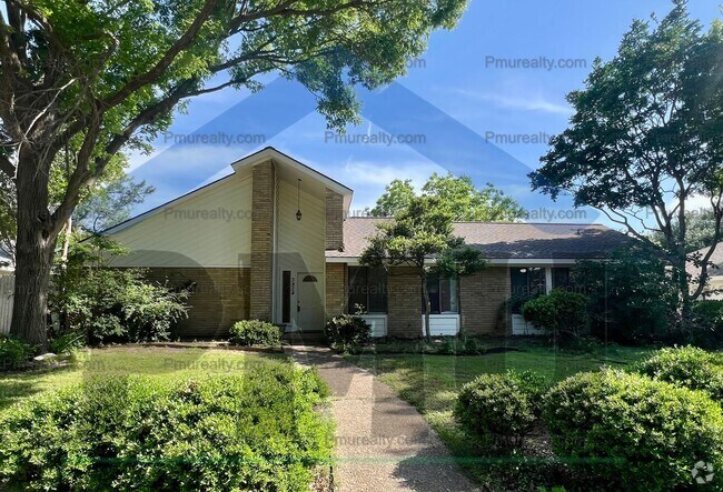 Building Photo - AVAILABLE NOW!!! Stunning 4-Bed, 3-Bath Ho... Rental