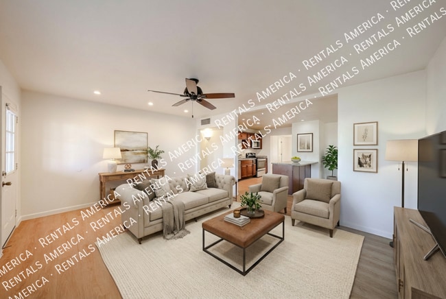 Photo - 601 N 73rd Pl