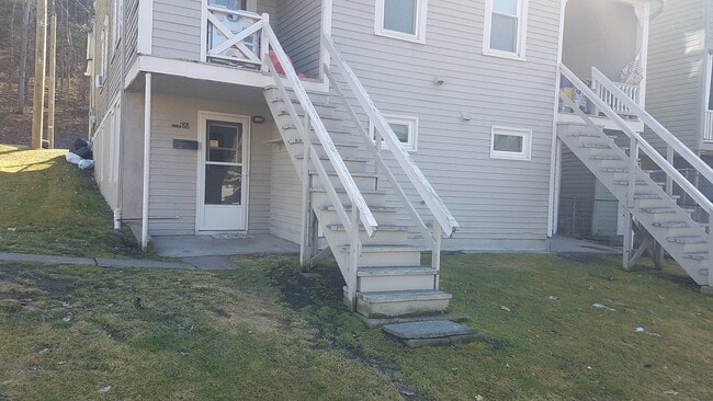 Building Photo - 188 E Main St Unit Rear