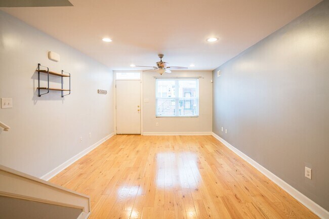Photo - Contemporary Three Bedroom Home in Point Breeze