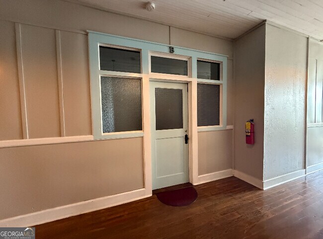 Photo - 359 Railroad St Unit B