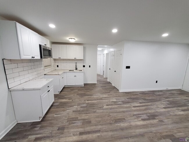 Photo - 7650 Gov Derbigny Dr