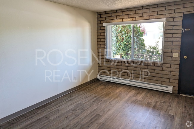 Building Photo - Cute and cozy 1-bedroom, 1-bath downstair ... Rental
