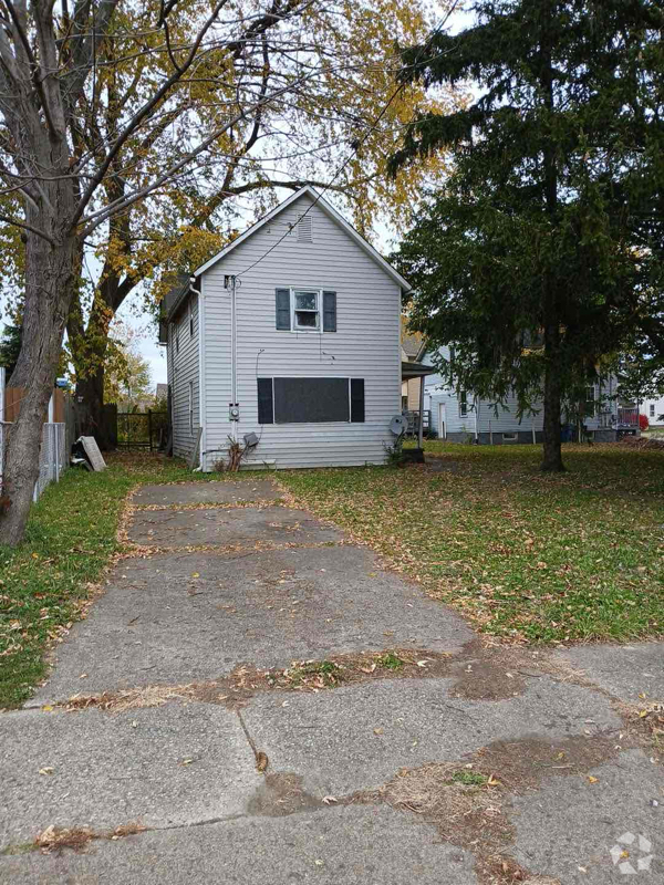 Building Photo - 2946 Toledo Ave Rental