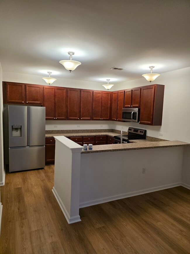 Photo - 730 Lacy Oak Dr