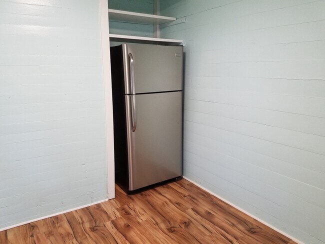 Kitchen - 104 N Olive St