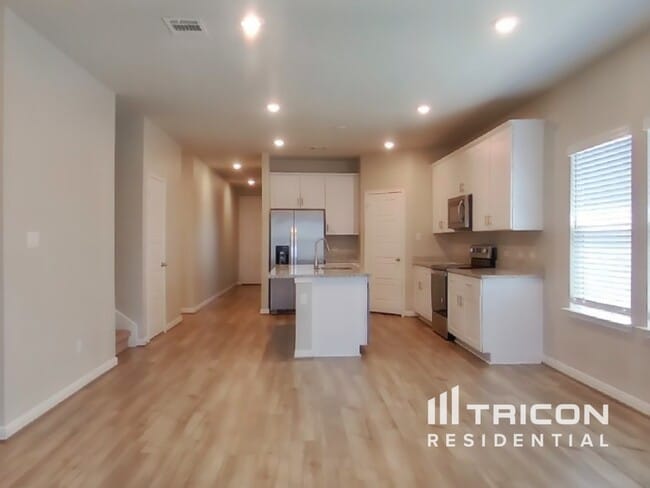 Photo - 13551 Paxton Blvd