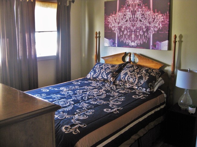 Bedroom - 6586 Split Rock Ave Unit 6586